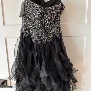 Brand New Jovani Cocktail dress - Never Worn